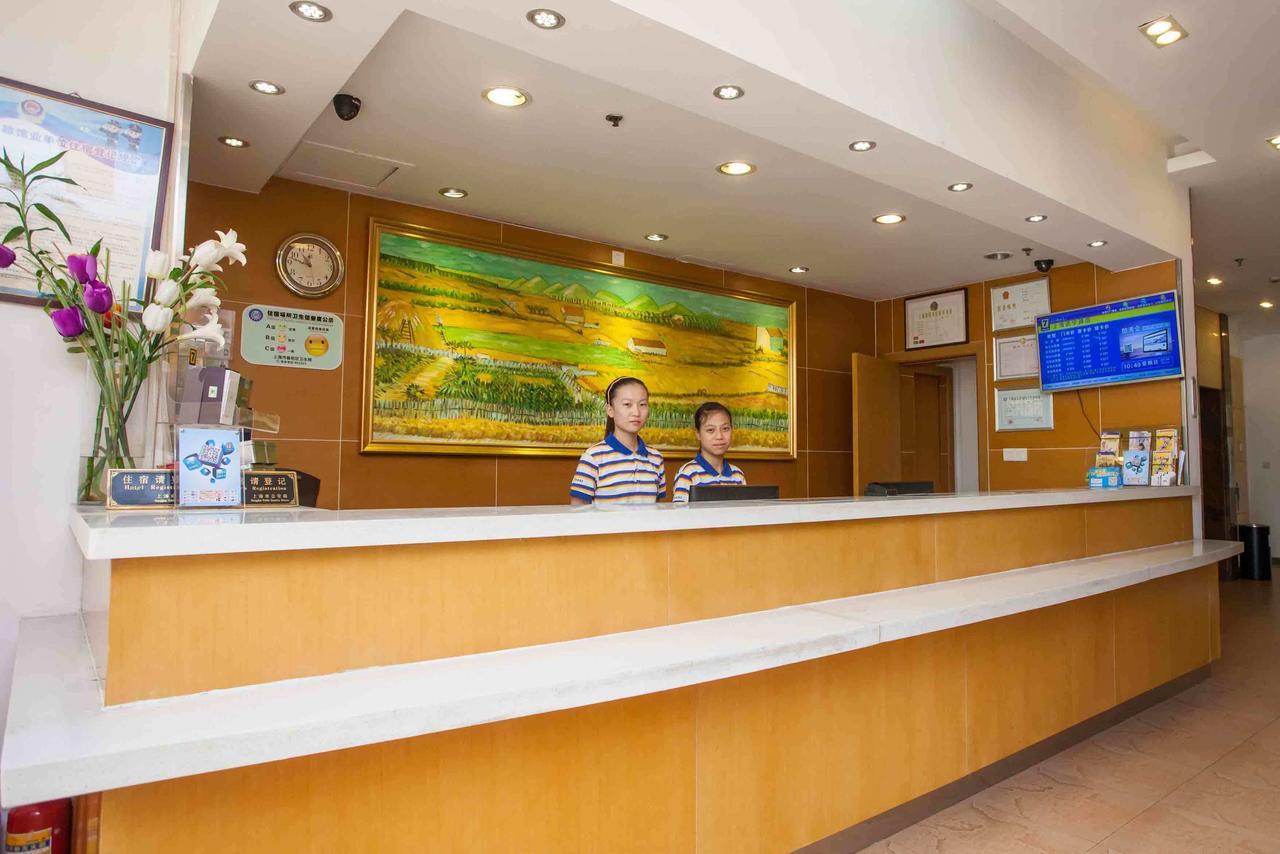 7Days Inn Ji'Nan Railway Station North Square Jinan Exteriör bild